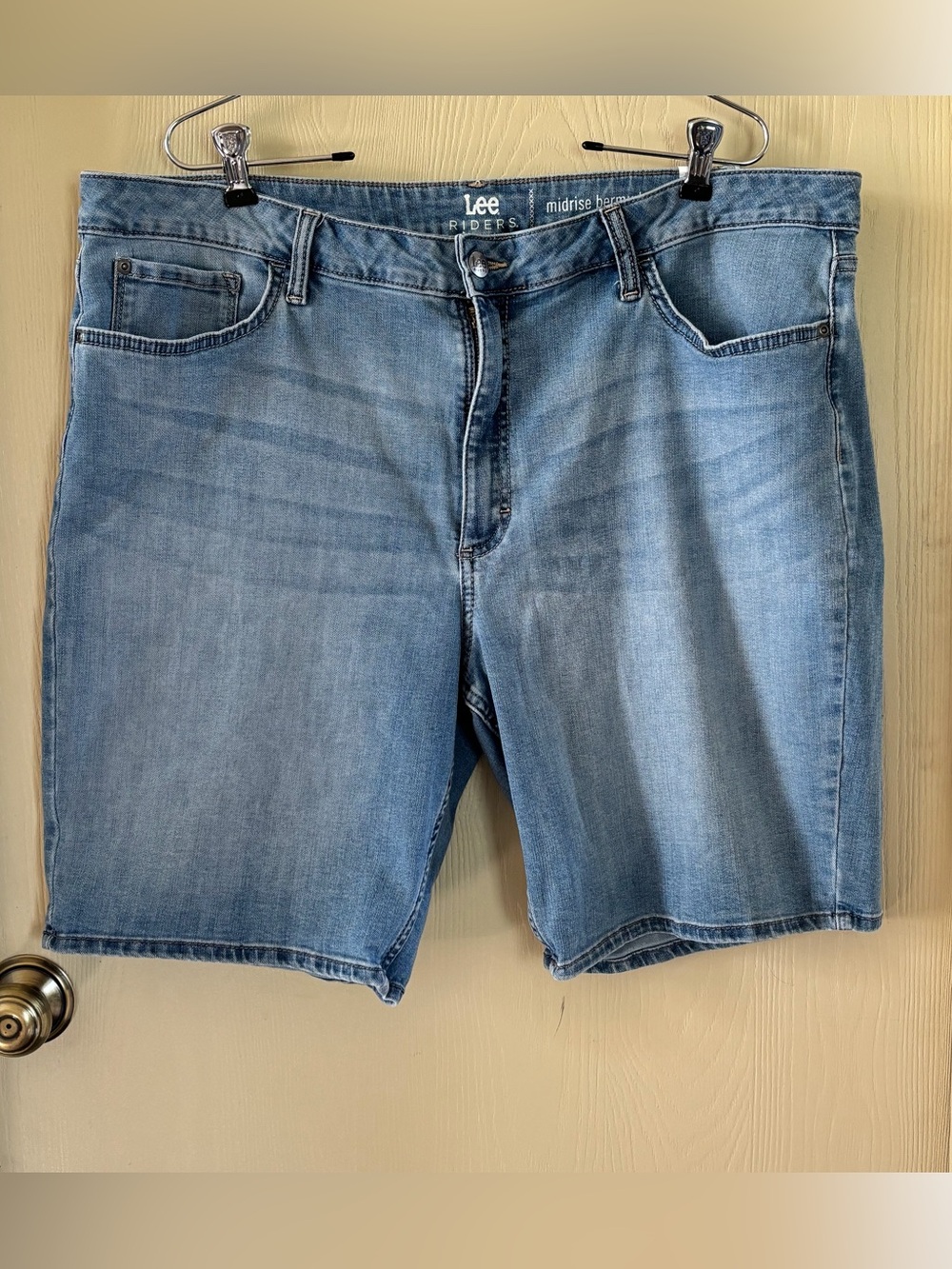 Lee Women’s Light Blue Midrise Denim Bermuda Shorts